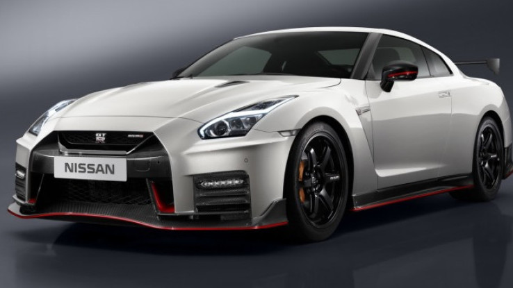New Nissan GT-R Nismo Facelift 2017 Siap Mengaspal