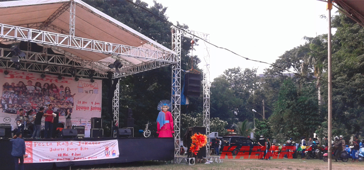 Pesta Rakyat Jakarta Jadi Ajang Kumpul Pecinta Vespa