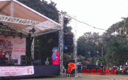 Pesta Rakyat Jakarta Jadi Ajang Kumpul Pecinta Vespa