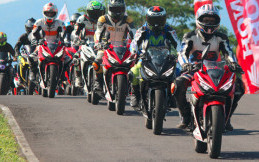 200 Bikers Jawa Barat Ikuti All New Honda CBR150R Track Day