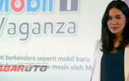 Membuat Mobil Nyaman ala Alexandra Asmasoebrata