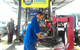Quick Check Ban Mobil dan Motor di Kamaz Station
