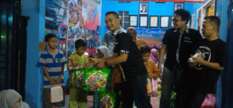 CBR Club Indonesia (CCI) Bekasi Berikan Santunan ke Anak Yatim