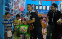 CBR Club Indonesia (CCI) Bekasi Berikan Santunan ke Anak Yatim