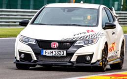 All New Honda Civic Type R Cetak Rekor Waktu Terbaik di Lima Sirkuit Balap Kelas Dunia