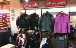 Ini Keistimewaan Beli Jaket Alpinestars di Cargloss ProRiders