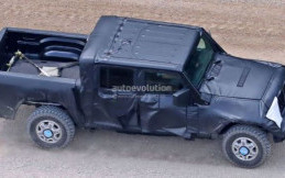 Terungkap! Ini Dia Tampilan Jeep Wrangler Versi Pickup 