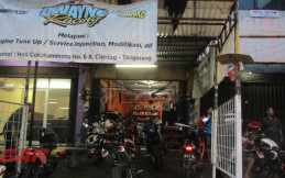 Dwayne Racing Bengkelnya Para Pembalap