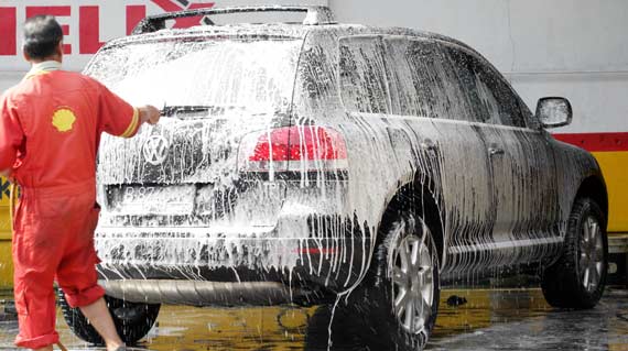 Tips Cuci Mobil yang Benar