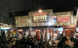 Wayout Rock and Ride Gallery Bandung, Tempat Nongkrong Asik untuk Komunitas Motor dan Musik