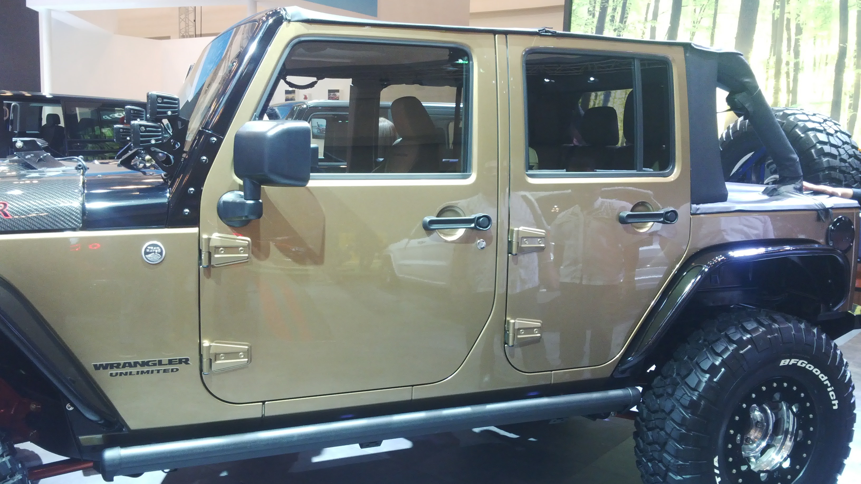 Sosok Jeep Rubicon Andalan Garansindo di GIIAS 2016