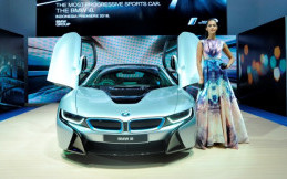 BMW Perkenalkan i8, 