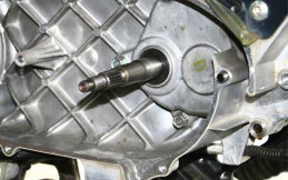 Karet Fan Belt Motor Matic Putus? Ini Akibatnya
