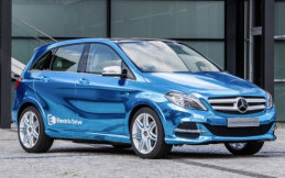 Daimler Akan Ciptakan 9 Mobil Listrik Baru Untuk Saingi Audi dan Tesla