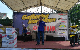 Gathering Konsumen Yamaha Mekar Motor Berhadiah Motor