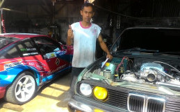 Jajang,  Mekanik Handal Untuk Drift dan Drag Car