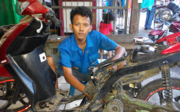 Gunakan Motor Injeksi, Jangan Membongkar di Bengkel Sembarangan