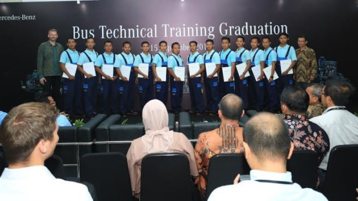 Mercedes-Benz Indonesia Adakan Bus Technical Training 2016