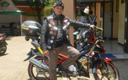 Inilah Perjalanan Seorang Guru bisa Menjadi Bikers