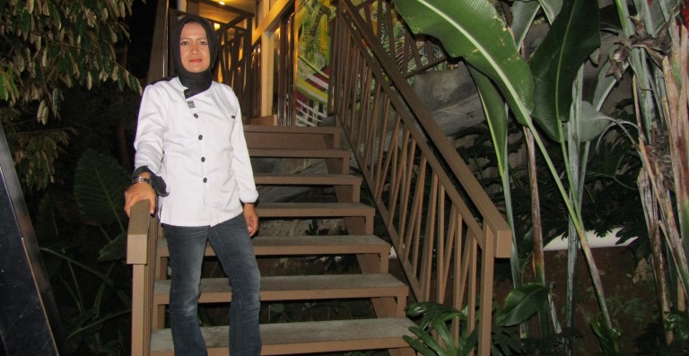 Chef Ceuceu, Mantan Montir yang Berubah Haluan Menjadi Chef