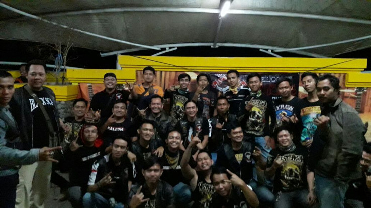 Komunitas Motor Byonic Adakan Baksos untuk Garut