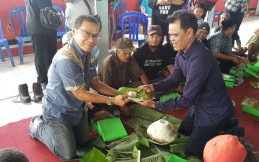 Ingin Lebih Dekat dengan Nelayan, Suzuki Marine Ikut Tradisi Sedekah Laut