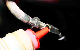 Gas Motor Anda Berat? Simak Tips Ini!