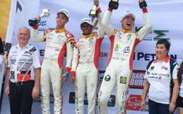 Bendera Merah Putih Berkibar di Ajang Formula 4 SEA Championship 