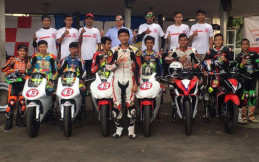 Ban IRC Beri Dukungan 43 Racing School Milik Pembalap M Fadli