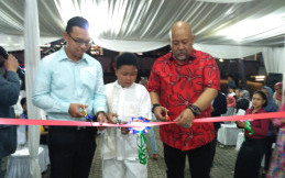 Indro Warkop, Motor Norton adalah Motor yang Eksekutif