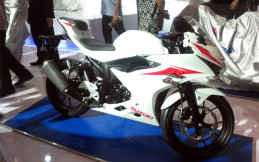 Tampang Suzuki GSX-R150 di Event IMOS 2016