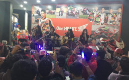 Sosialisasi Safety Riding Ala Girl Band