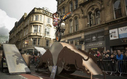 Beda dengan Motor Trail, Ini Pengertian Motor Trial