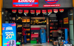 Shop&Bike dan Shop&Drive Hadirkan Promo Menarik di Black Stone Garage