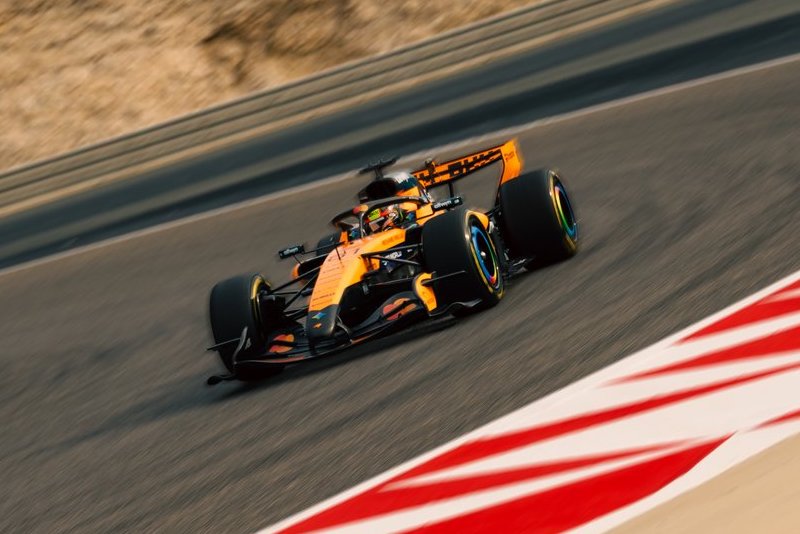 Tes F1 Bahrain: Lando Norris Tercepat, Ungguli Max Verstappen pada Hari Pertama