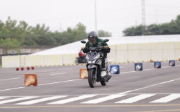 First Ride - Impresi Singkat Bermanuver All New Honda BeAT Series 2024 di Safety Riding Center AHM