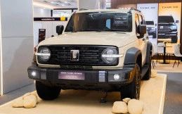 GWM Tank 300 Diesel Sand Beige Melantai, Harga Rp669,5 Jutaan