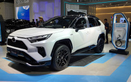Profil Toyota RAV4 GR Sport Hybrid EV