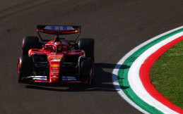 Charles Leclerc Puas Upgrade Scuderia Ferrari, Max Verstappen Keluhkan Masalah Traksi