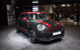 MINI John Cooper Works Countryman untuk Pasar Indonesia