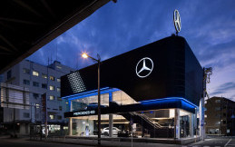 Mercedes-Benz Resmikan Diler Khusus Mobil Listrik di Jepang
