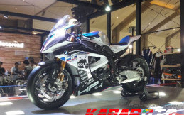 BMW HP4 Race Seharga Rp 2,1 Miliar Sudah Terjual