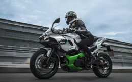 Kawasaki Ninja 7 Hybrid ABS Alami Masalah, Pemilik Dilarang Berkendara Sementara
