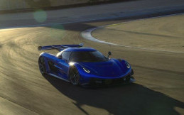 Pertama Kali, Koenigsegg Jesko Attack Langsung Cetak Rekor Putaran di Sirkuit Laguna Seca