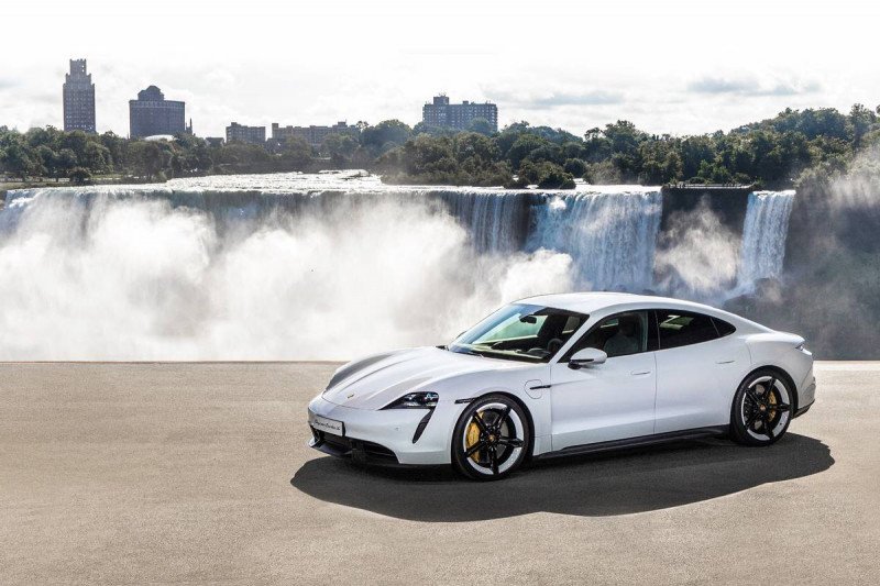 Akibat Bermasalah dengan Daya, Porsche Recall 10.373 Taycan dan Cross Turismo