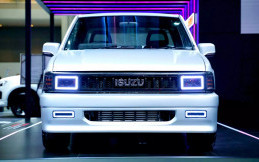 Isuzu Pamerkan Dragon Max, Versi Restomod TFR Jadul yang Bisa Buat Gaya-gayaan