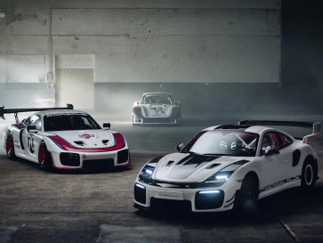 Porsche 911 GT2 RS Flachbau RS: One-Off Slantnose 'Moby Dick'