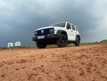 GWM Tank 300 HEV, SUV Hybrid Tangguh Didukung Fitur Modern