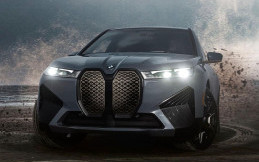 'Dewa Zeus' Dihadiahi BMW iX, Kekuatan Petirnya Pun Kembali