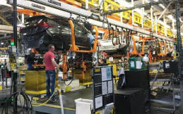 Ambisi Joe Biden Jadikan Amerika Serikat Produksi Mobil Listrik Sendiri